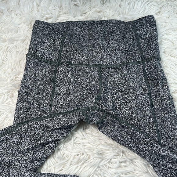 Lululemon Fast & Free Crop II (Nulux 19") Fractal Dark Starlight Black - Picture 2 of 6